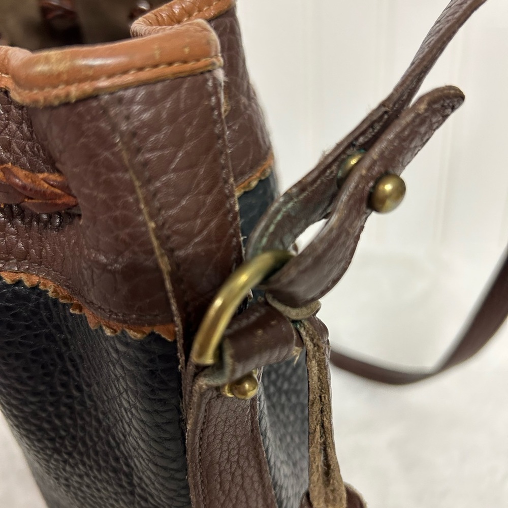 Dooney & Bourke VINTAGE Teton Bucket Bag - Picture 7 of 13